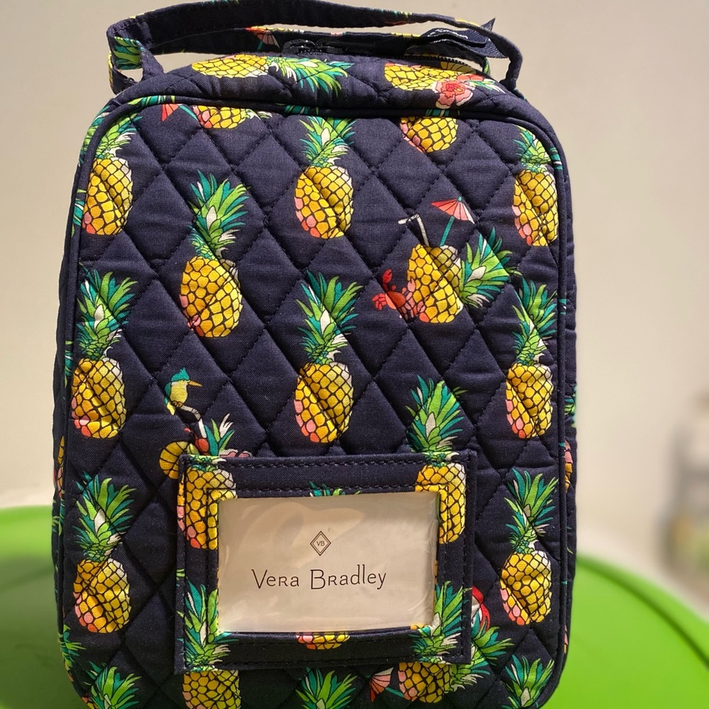 Vera Bradley Navy Pineapple Quilted Lunch Bag